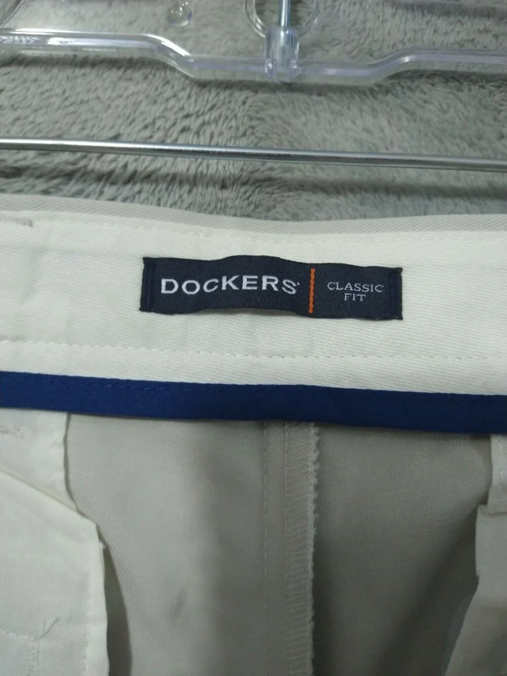 Dockers Pants 32x32 Beige Easy Khaki Classic Fit Flat Front Straight Leg